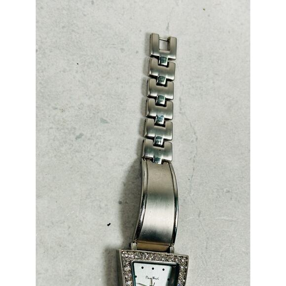 Pieue Nicol Watch Womens 26mm Rhinestone Bezel Silver Tone Unique New Battery - Picture 2 of 11